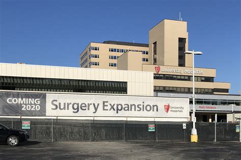 Uh parma medical center - Jul 7, 2021 · A product of University Hospitals Parma Medical Center’s $27.5 million surgery department renovation and expansion is the addition of a top-rated cardiac surgery team offering services at Powers ... 